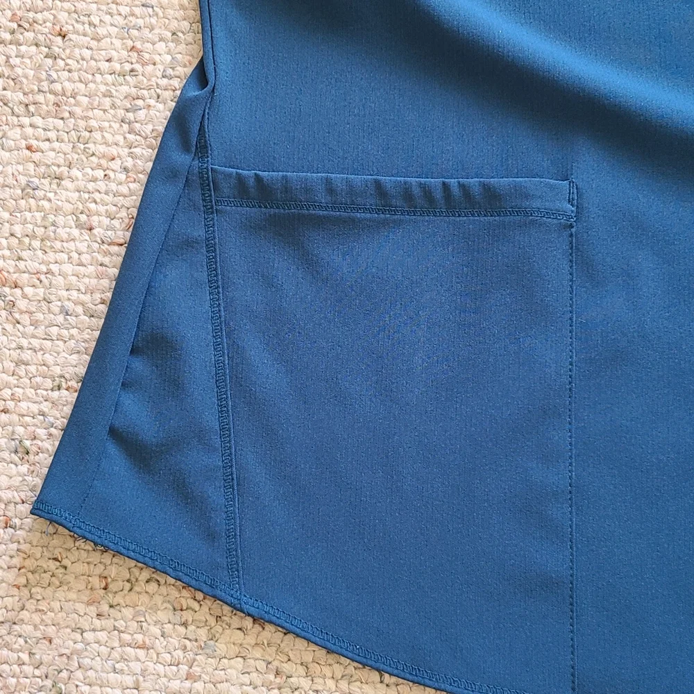Skechers scrubs set - Picture 8 of 12